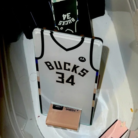 NBA FANS bucks team phones station Phone stand 🔴SALE🇵🇸